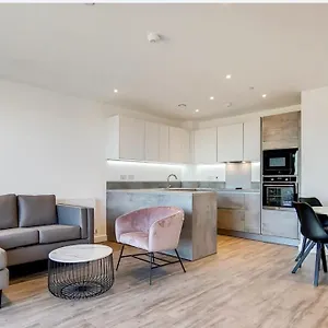 modern-stay-with-free-24hours-gym.brighton-hotels-england.com/