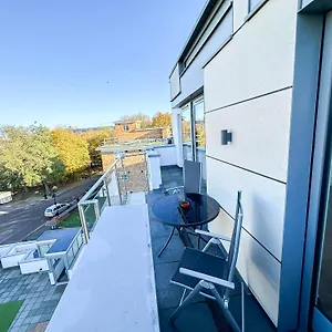 contemporary-apartments-with-private-terraces-in.brighton-hotels-england.com/