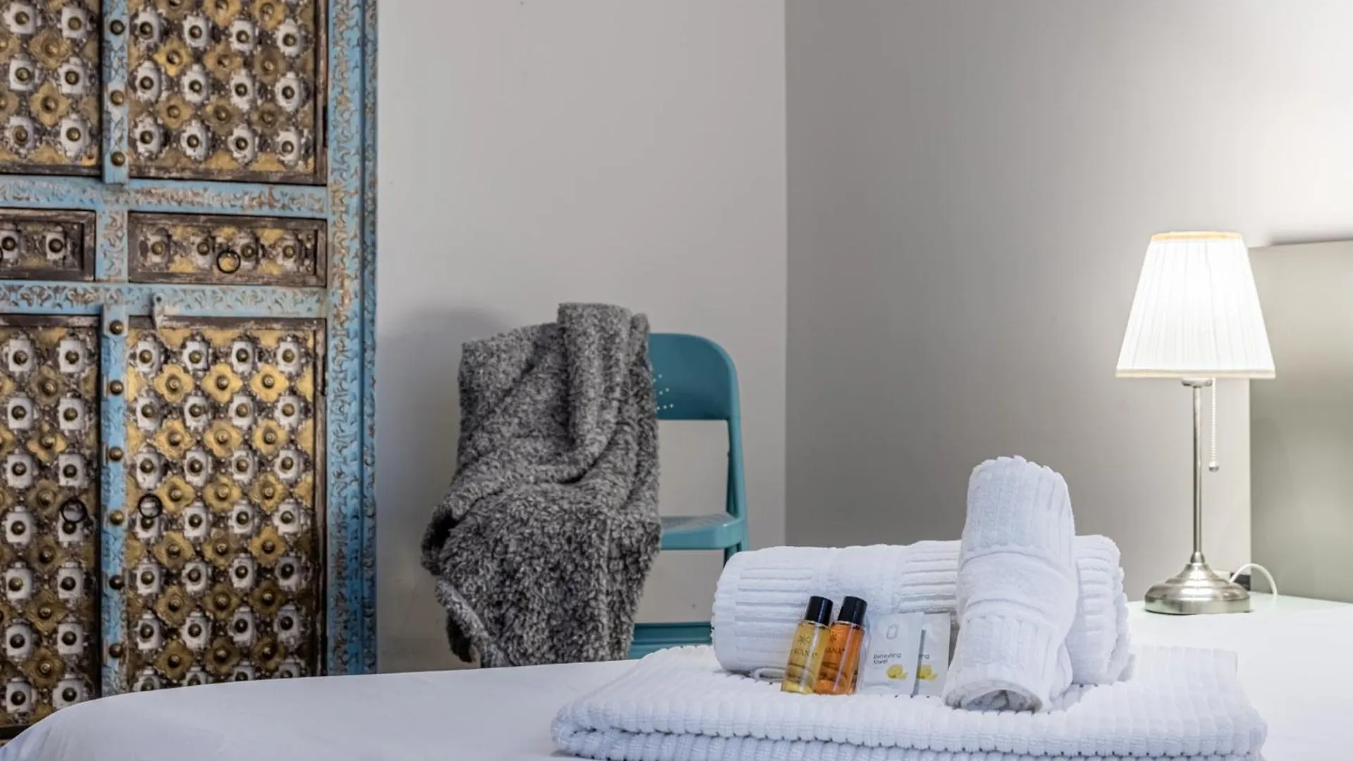 Sant' Ambrogio Flat Apartment Milan